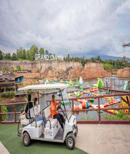 GRAND CANYON WATER PARK